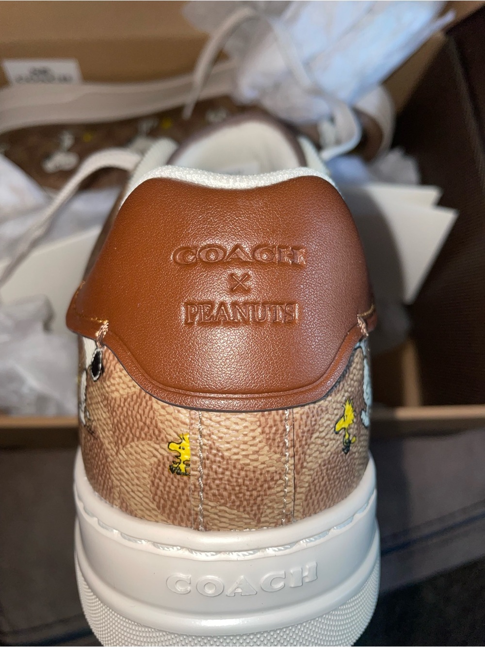 Coach Men’s Brown Snoopy Low-Top Sneakers - Picture 4 of 8